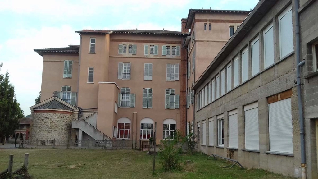 ECOLE CATHOLIQUE SAINT-CHARLES TASSIN LA DEMI LUNE